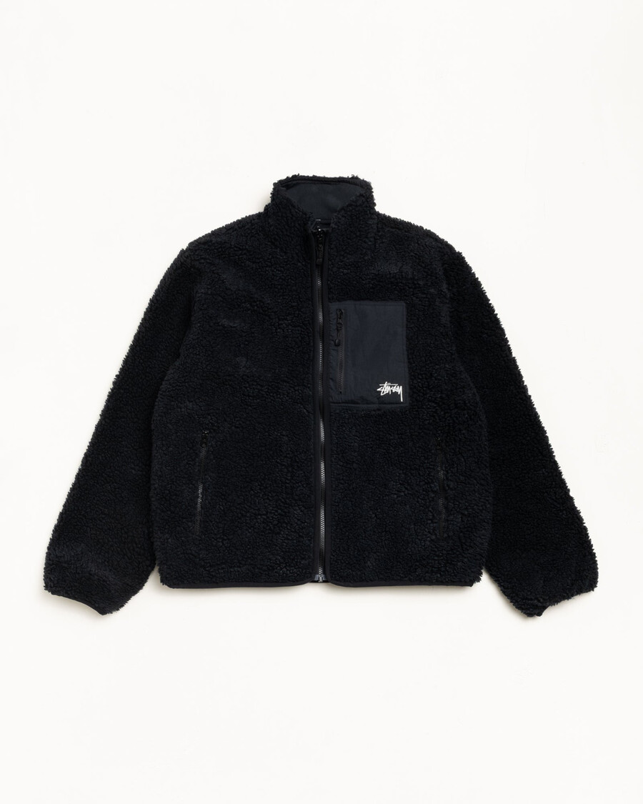 sherpa reversible jacket in black